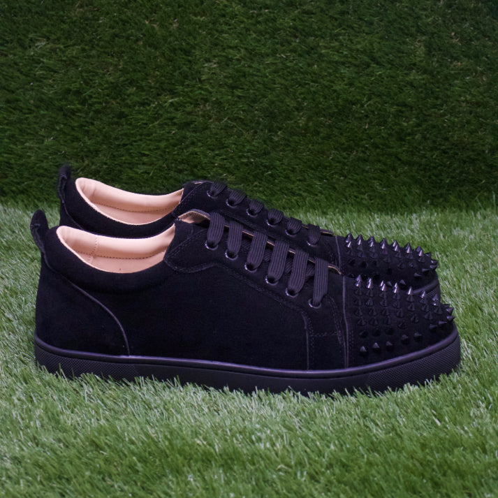 Black Spiky Sole